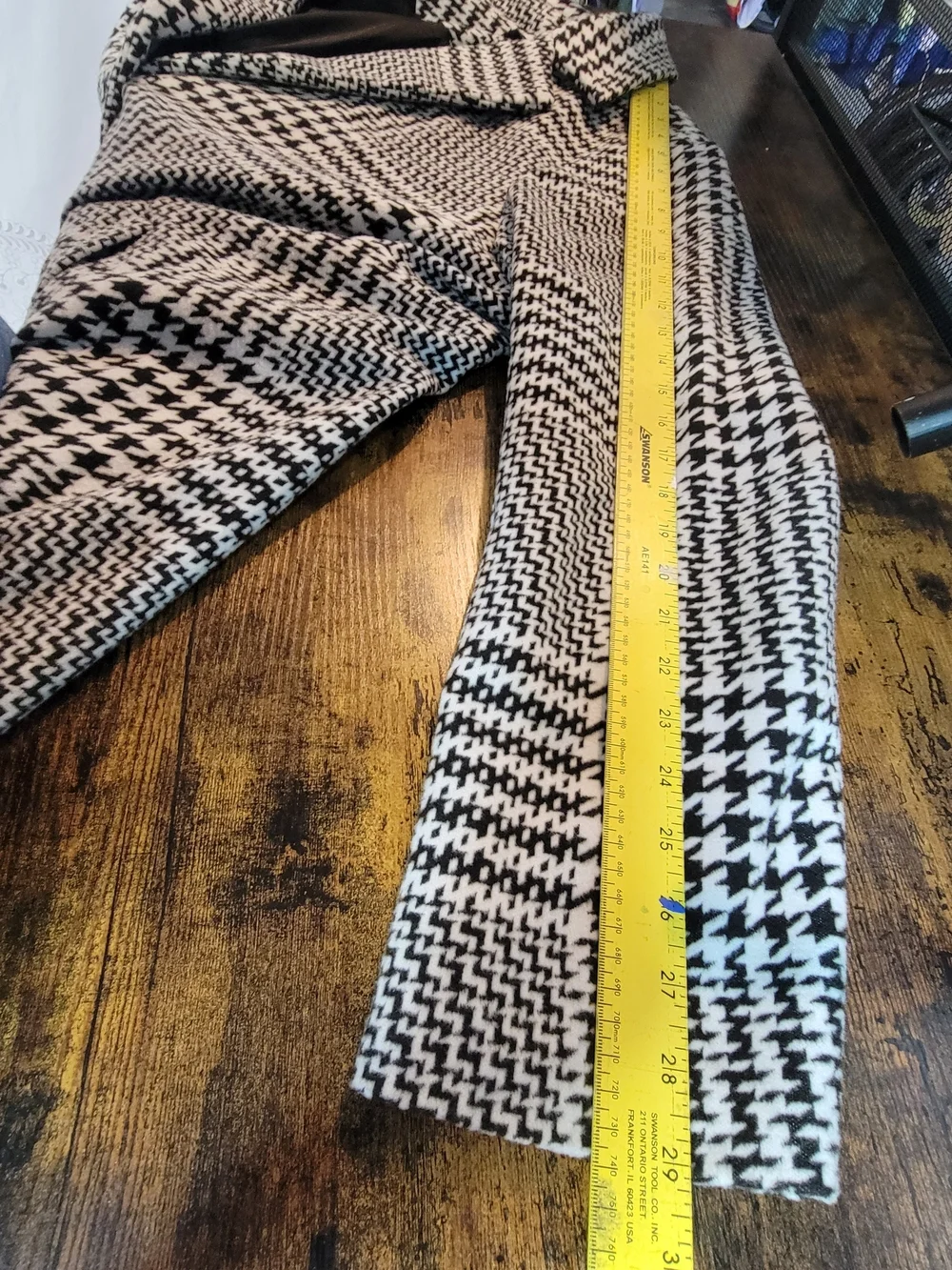 torrid Black & White Houndstooth Plaid Pea Coat - Picture 10 of 12